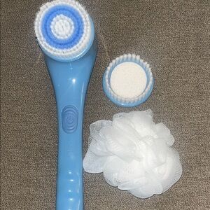 Blushly Bath Brush Set - new w/o box! Only $15! (Paid $25)